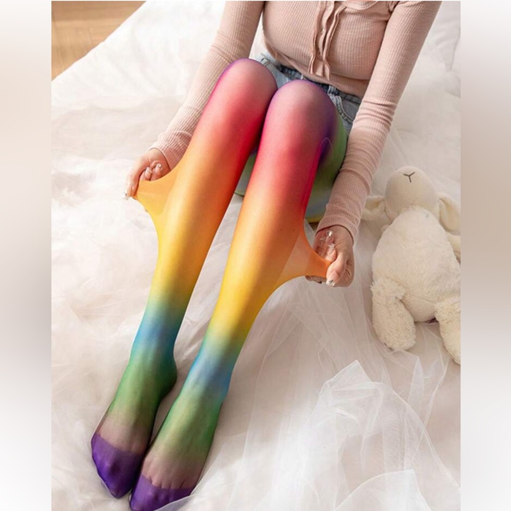 NIP Vibrant ombre colorful tights. One size. 🩷🧡💜💚💚